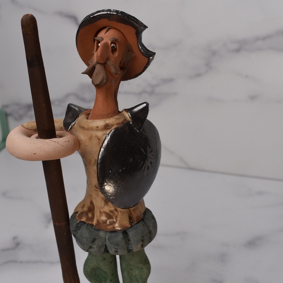 Rare Don Quixote Ceramic Statue With Pen and Ink Pot - Picture 8 of 10